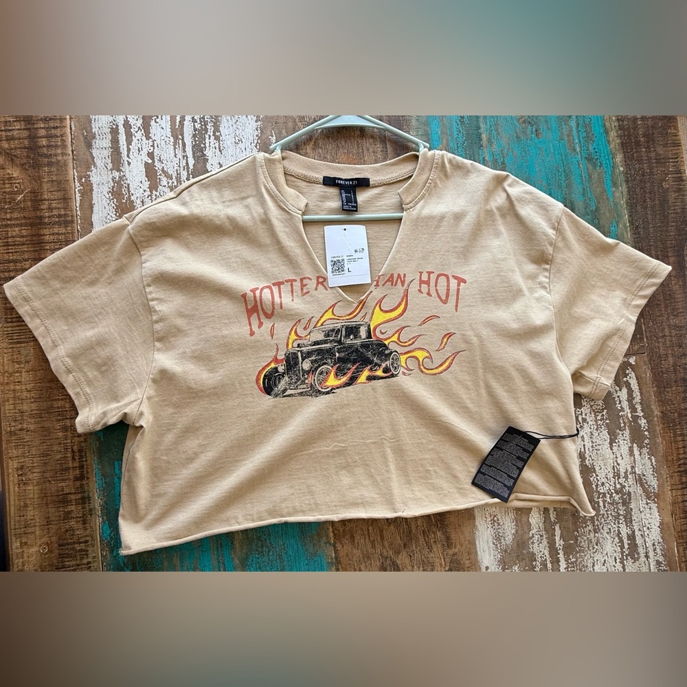 Forever 21 Tan Graphic Crop Top